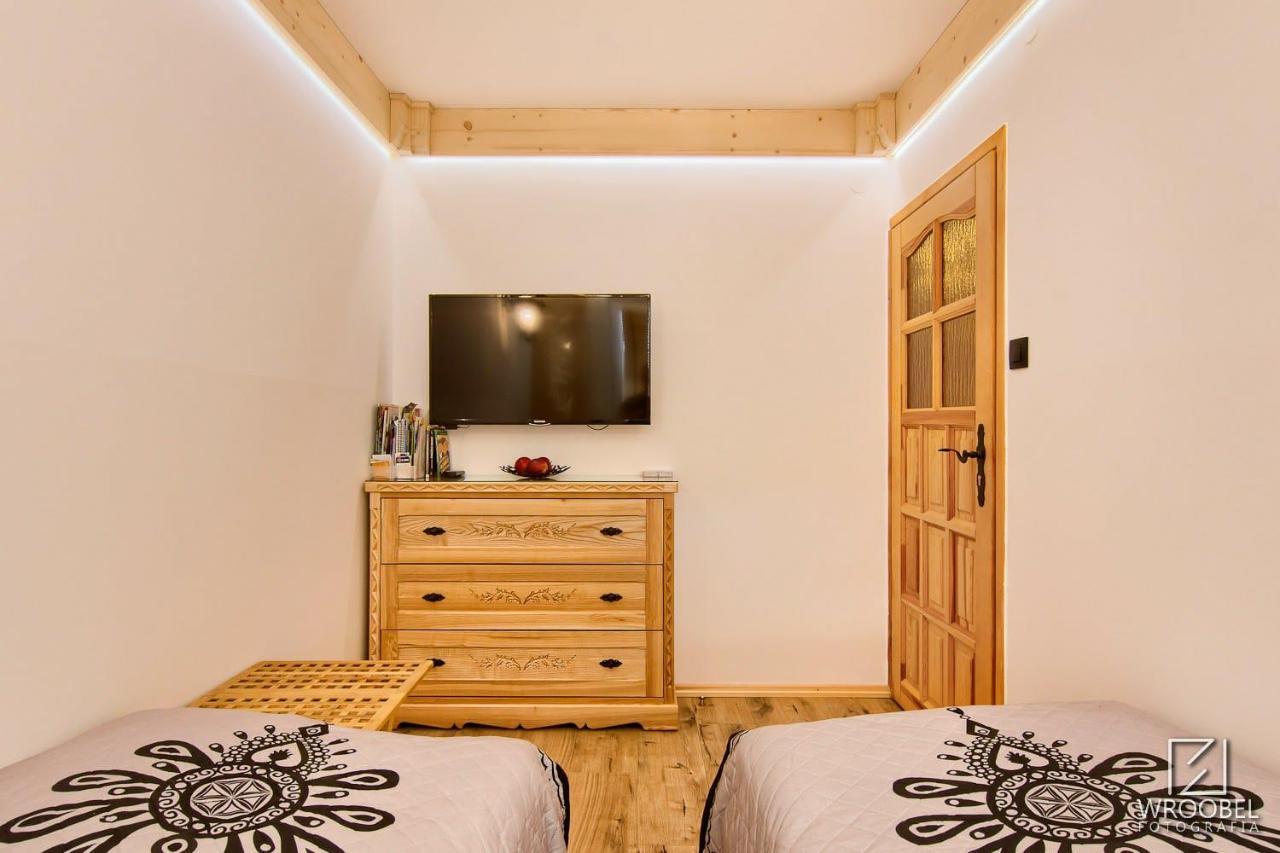 Apartament Zakopane Utrzymany W Stylu Goralskiej Chaty Exterior photo